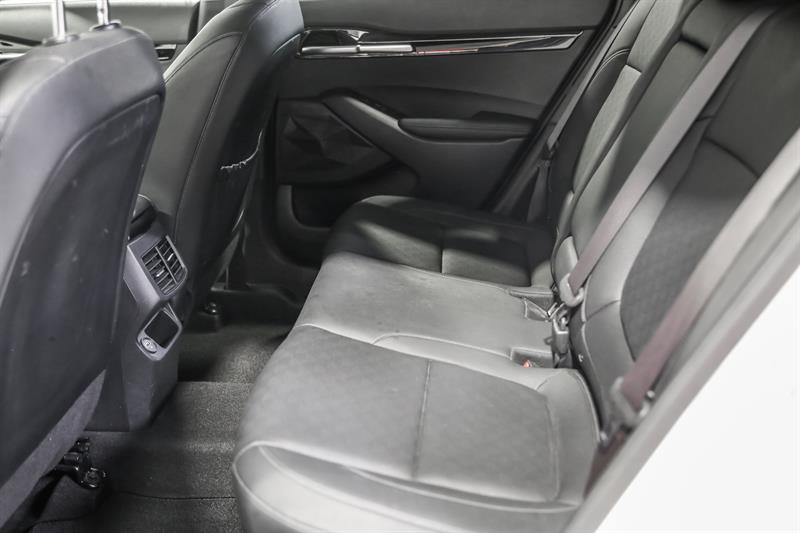 kia Seltos 2022 - 18