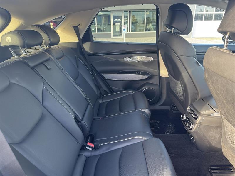 genesis GV70 2022 - 32