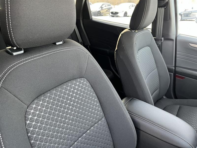 ford Escape 2023 - 32