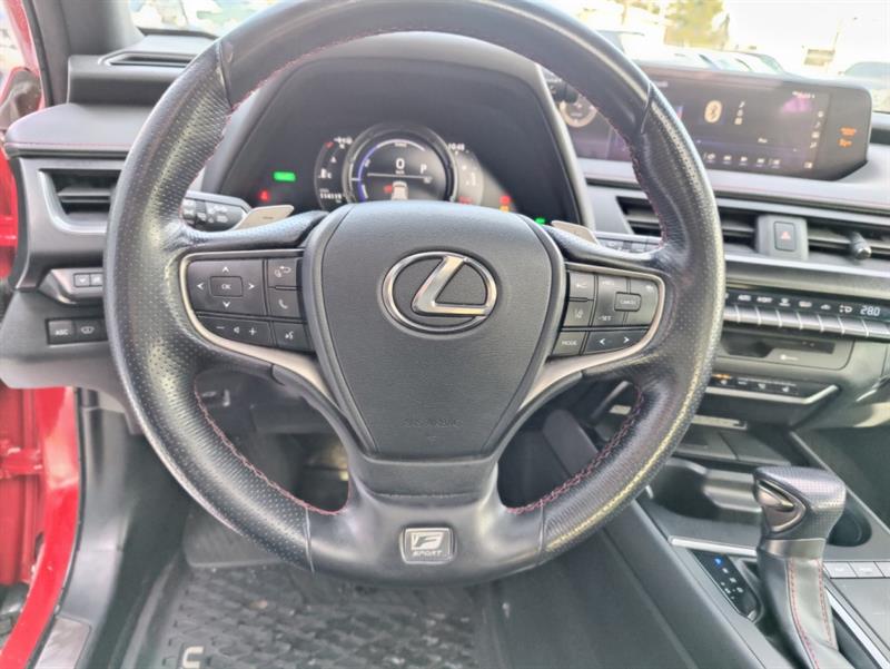 lexus UX 2020 - 12