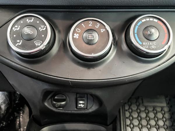 toyota Yaris 2016 - 14