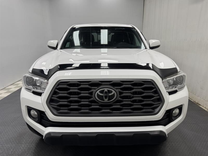 toyota Tacoma 2021 - 16