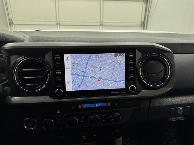 toyota Tacoma 2021 - 26