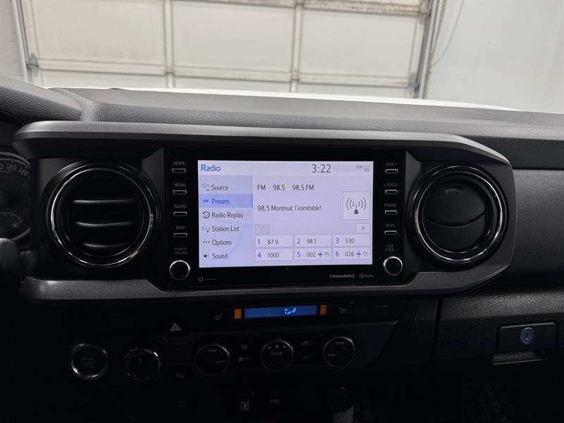 toyota Tacoma 2021 - 27