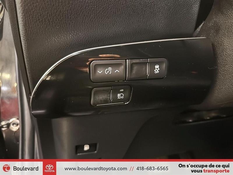 toyota Prius 2022 - 11