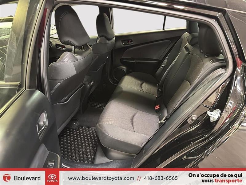 toyota Prius 2022 - 18