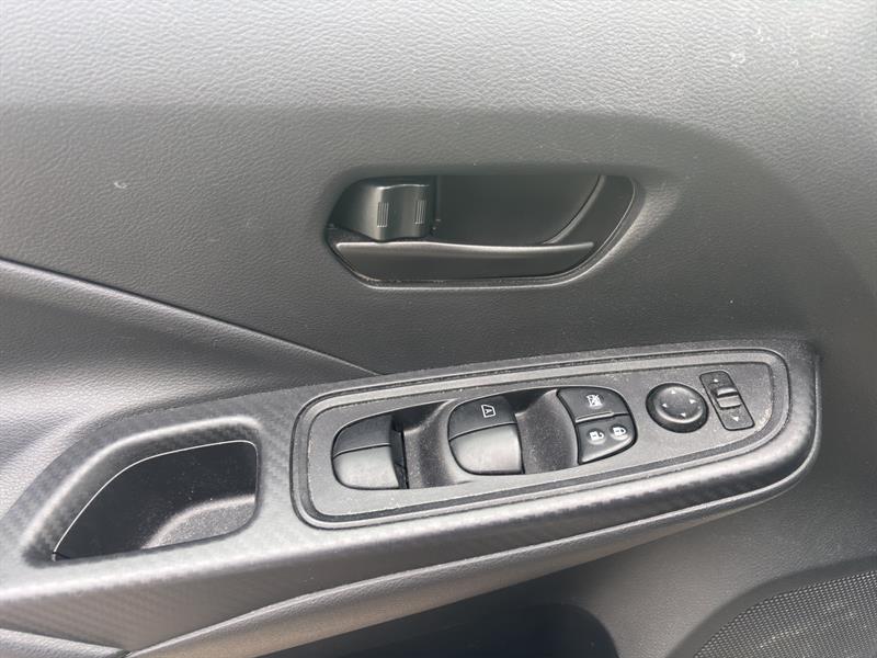 nissan Versa 2021 - 11