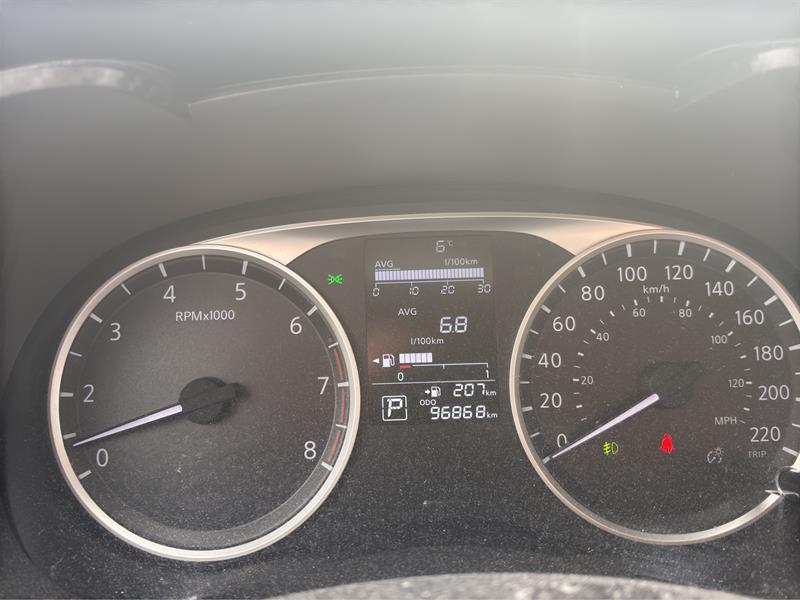 nissan Versa 2021 - 13