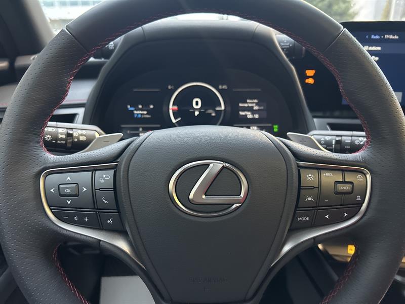 lexus UX 2025 - 9