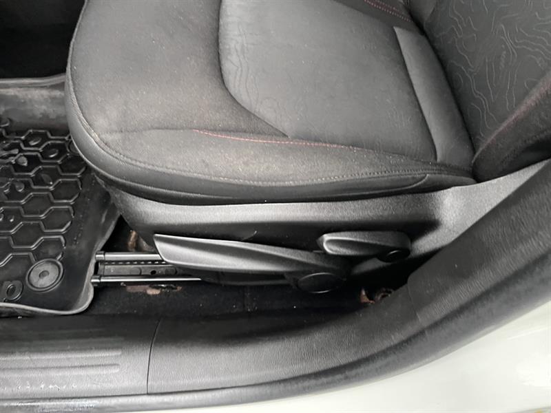 jeep Renegade 2015 - 18