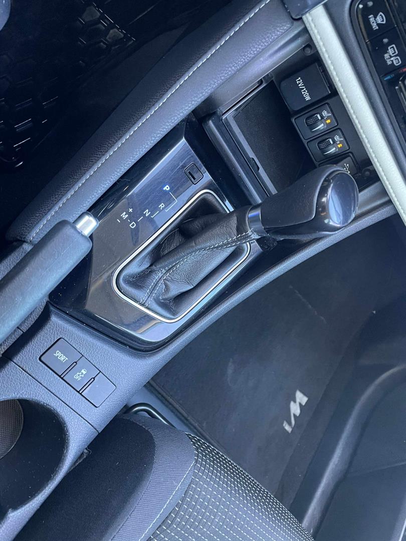 toyota Corolla iM 2017 - 9