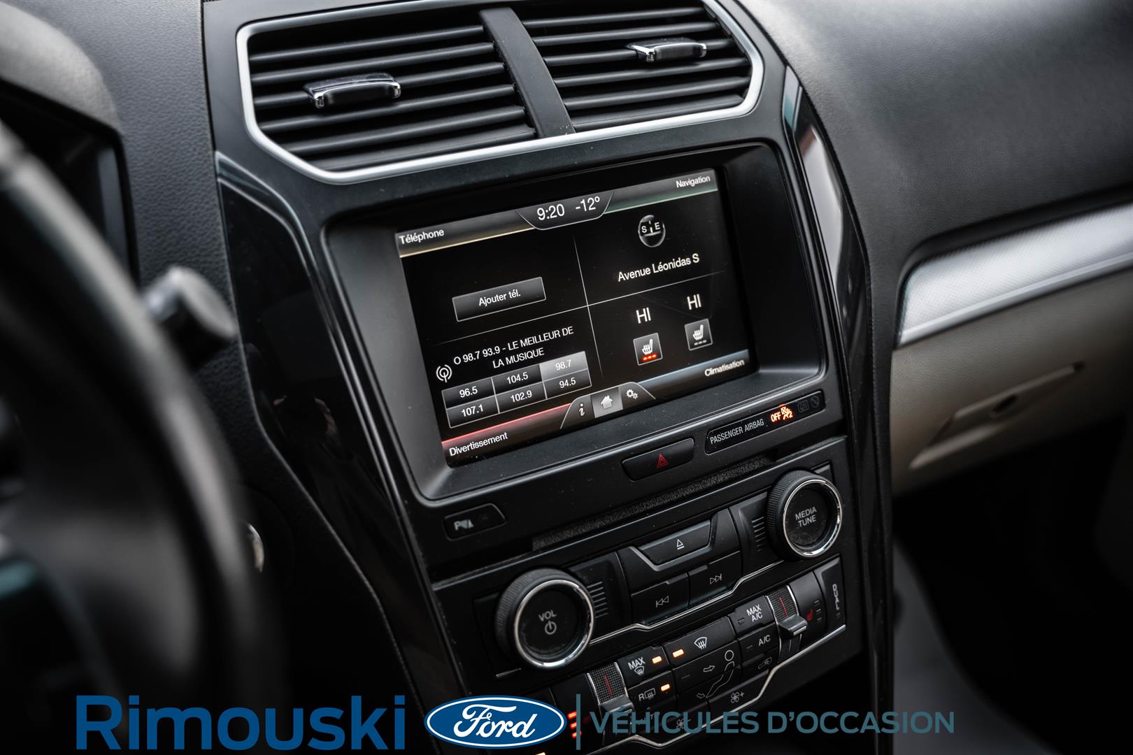 ford Explorer 2016 - 13