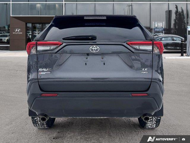 toyota RAV4 2022 - 4