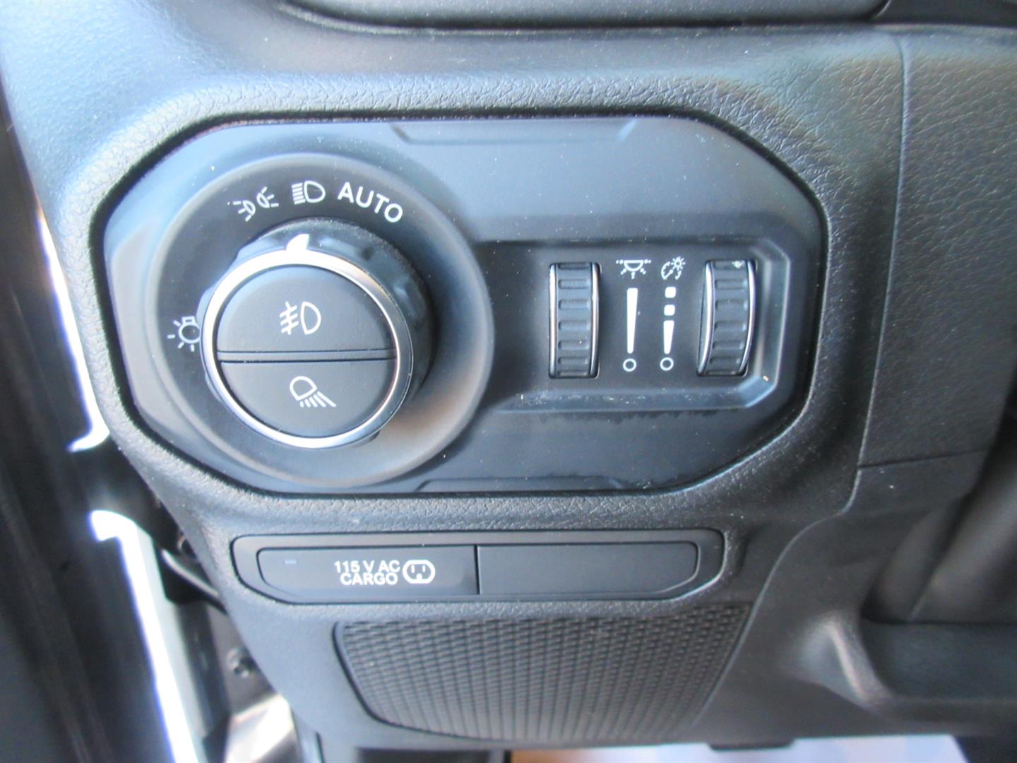 jeep Gladiator 2022 - 25