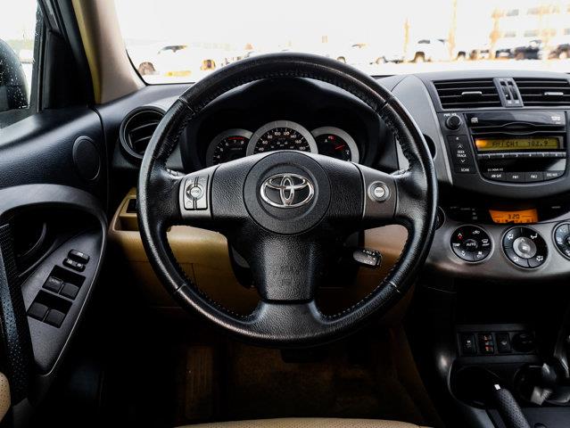 toyota RAV4 2010 - 21