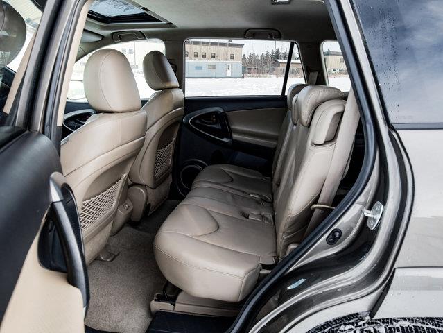 toyota RAV4 2010 - 31