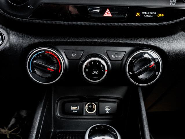 hyundai Venue 2023 - 27