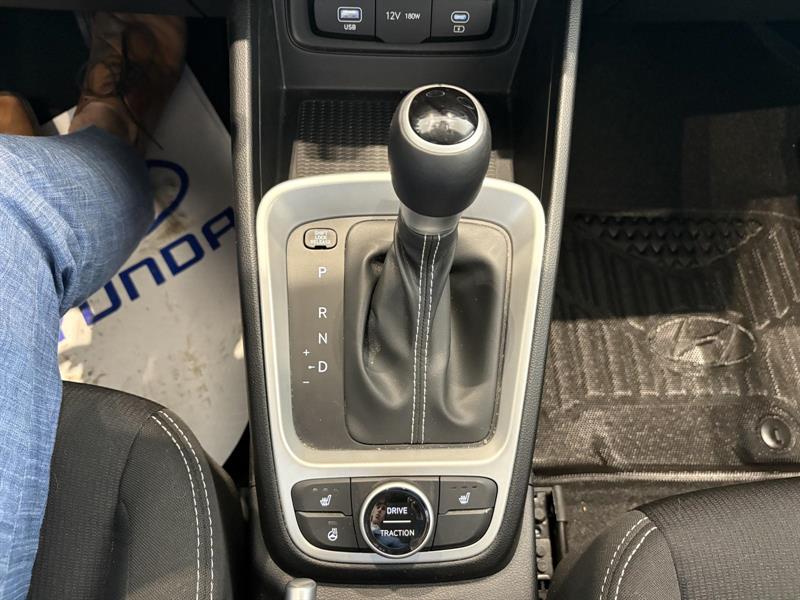 hyundai Venue 2025 - 17