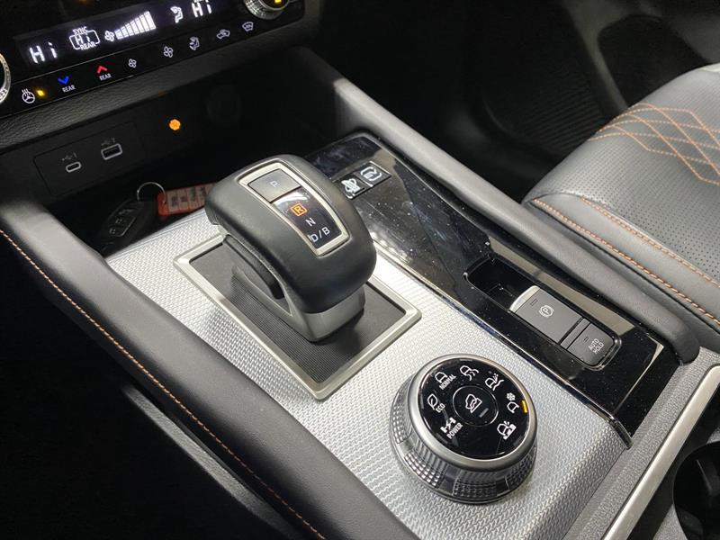 mitsubishi Outlander 2023 - 14