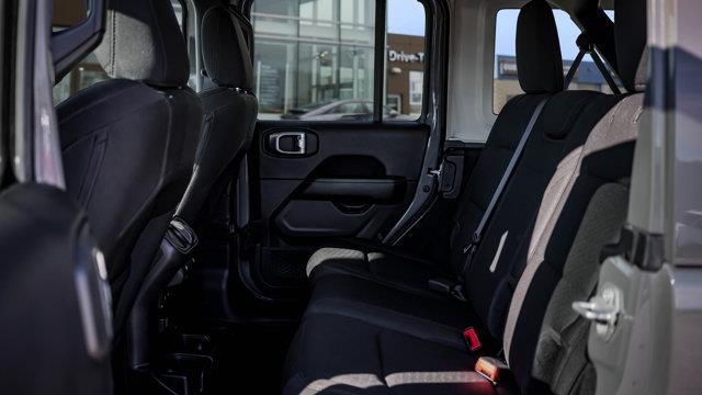 jeep Wrangler 2023 - 10