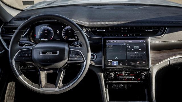 jeep Grand Cherokee 2023 - 13