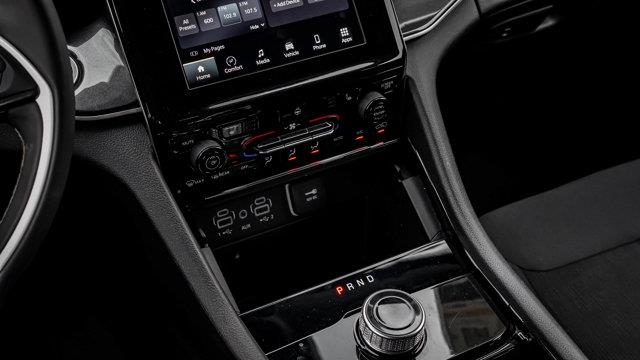 jeep Grand Cherokee 2023 - 18