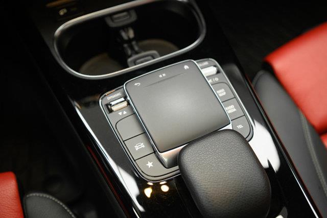 mercedes-benz A-Class 2021 - 12