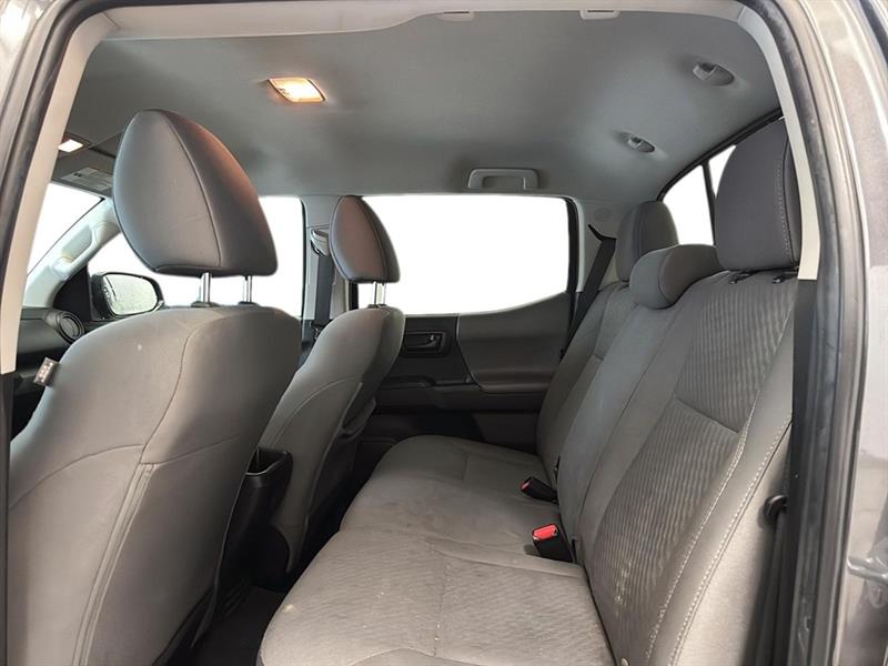 toyota Tacoma 2023 - 13