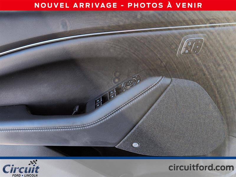 ford Mustang Mach-E 2025 - 8