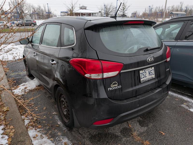 kia Rondo 2015 - 8