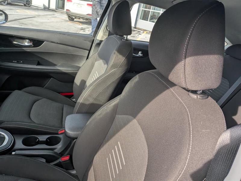 kia Forte5 2021 - 23