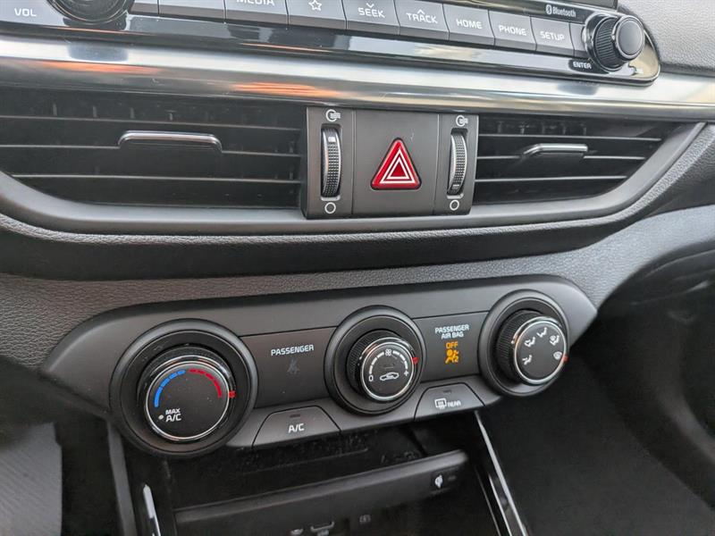 kia Forte5 2021 - 27