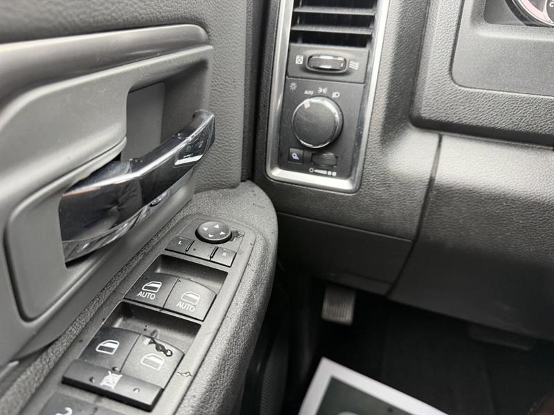 ram 1500 Classic 2023 - 12