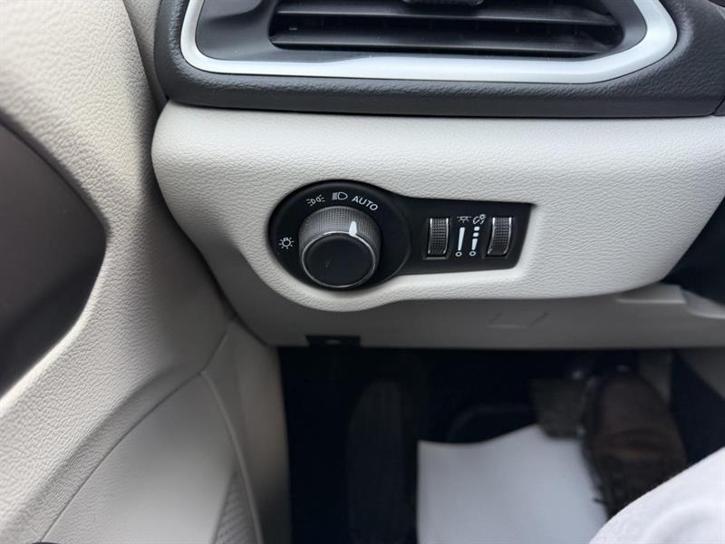 chrysler Grand Caravan 2024 - 4