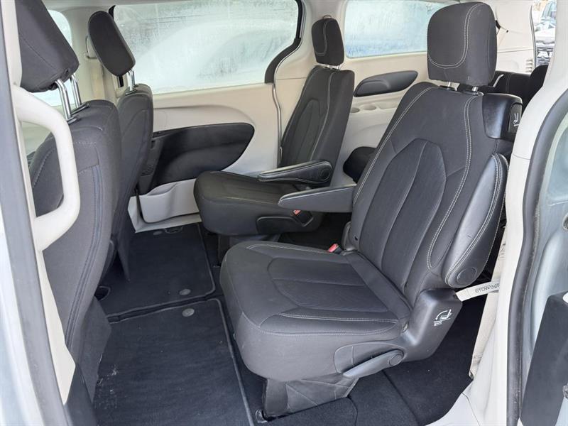 chrysler Grand Caravan 2024 - 7