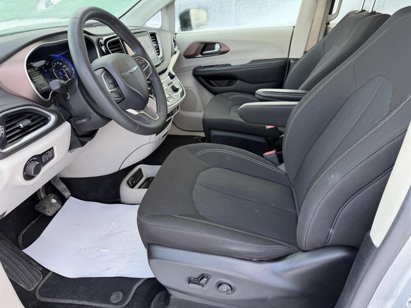 chrysler Grand Caravan 2024 - 26