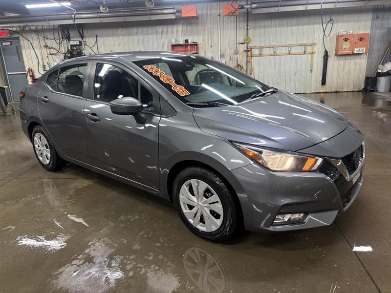 nissan Versa 2021 - 3