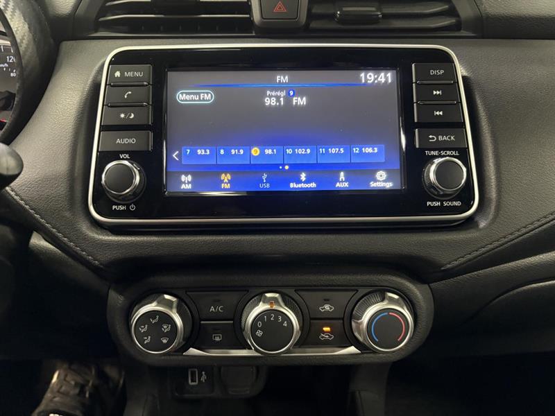 nissan Versa 2021 - 24