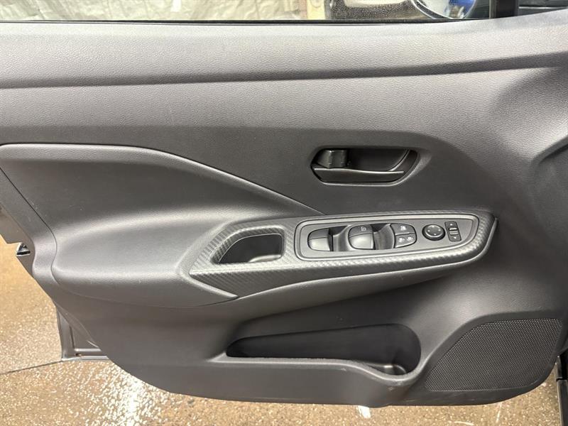 nissan Versa 2021 - 27