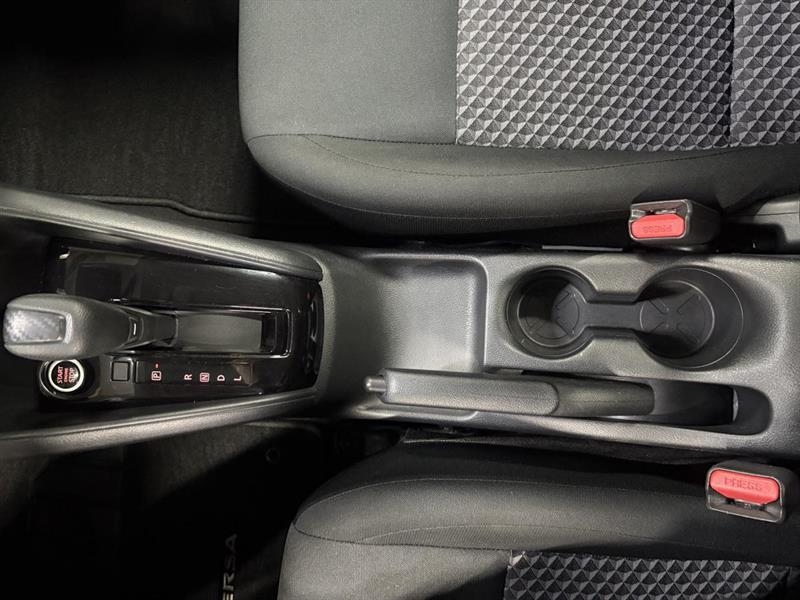 nissan Versa 2021 - 29