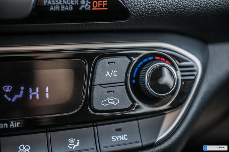 hyundai Elantra GT 2018 - 21