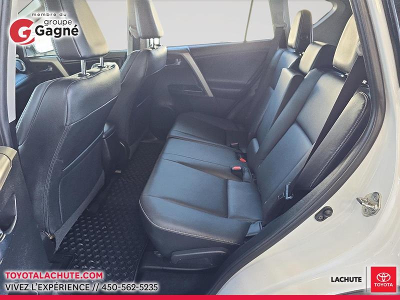 toyota RAV4 2018 - 10