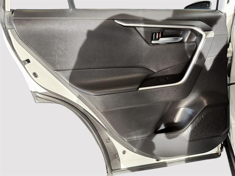 toyota RAV4 2022 - 19