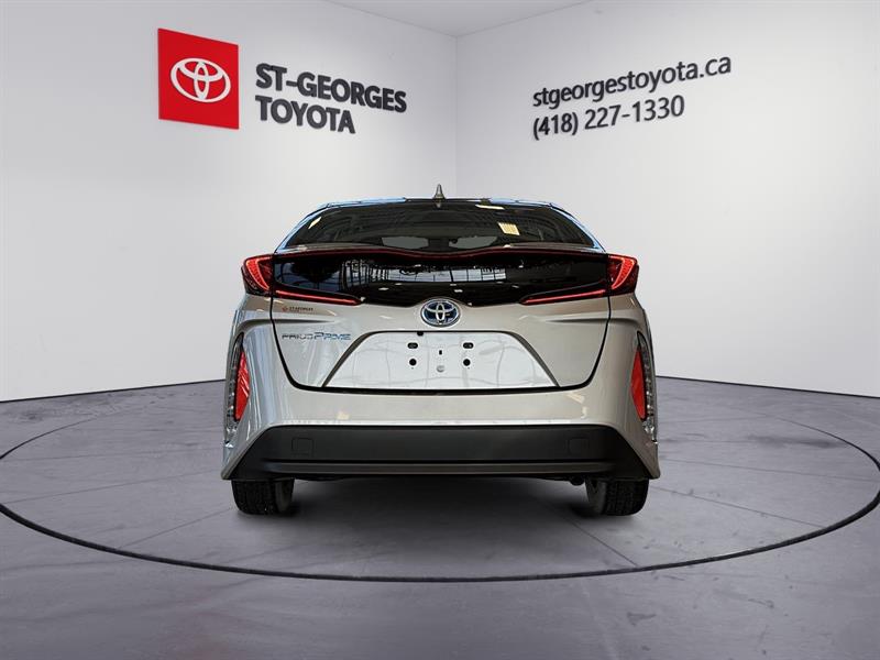 toyota Prius Prime 2020 - 12