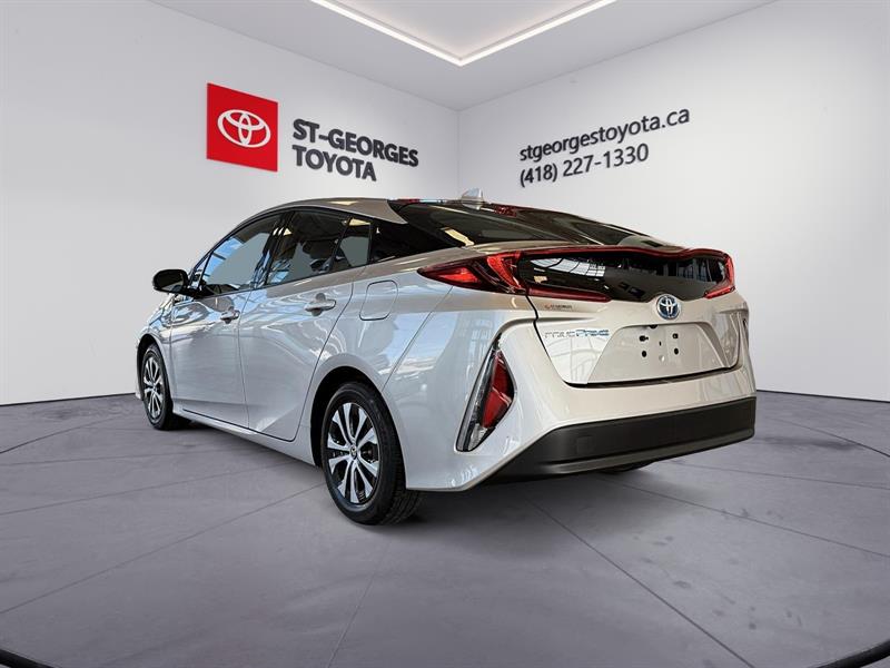 toyota Prius Prime 2020 - 13