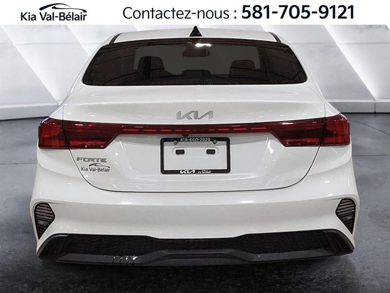 kia Forte 2023 - 12