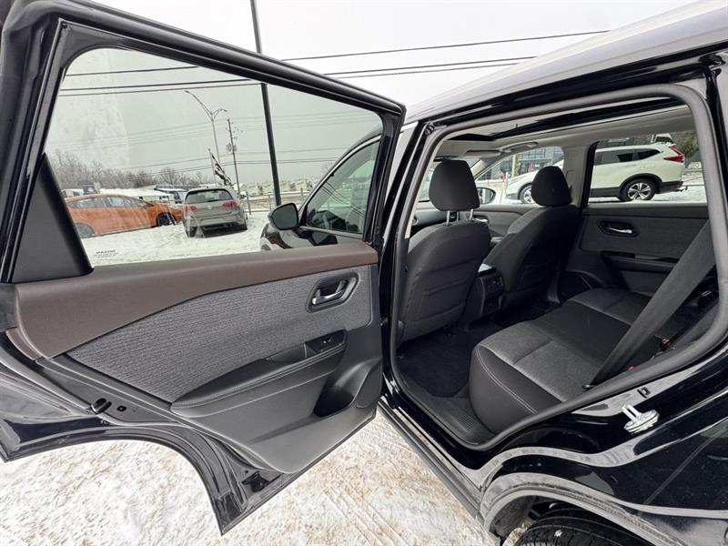 nissan Rogue 2021 - 27