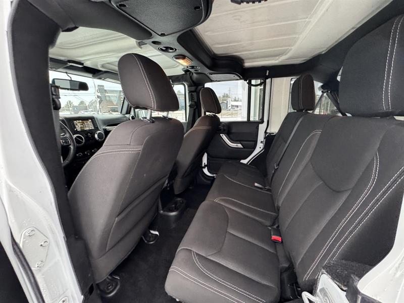 jeep Wrangler 2017 - 26