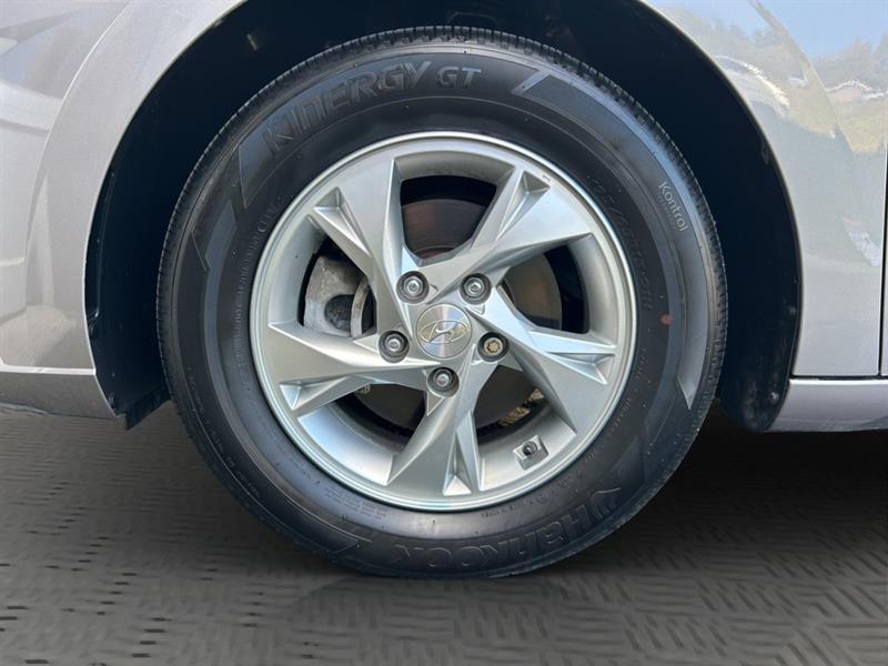 hyundai Elantra 2022 - 10