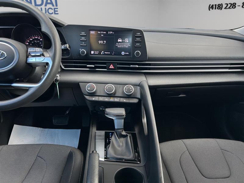 hyundai Elantra 2022 - 16